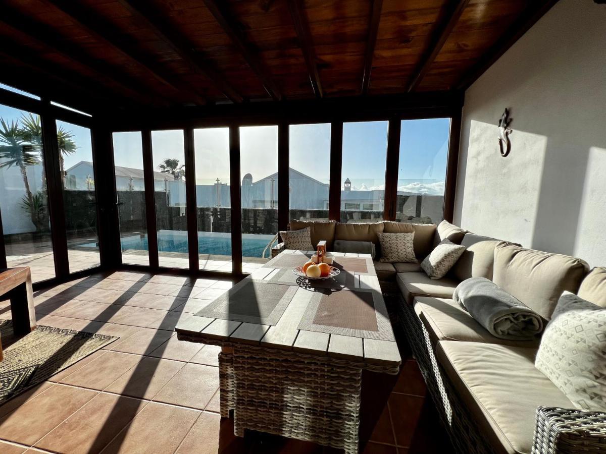 Mi Villa Playa Blanca  Buitenkant foto